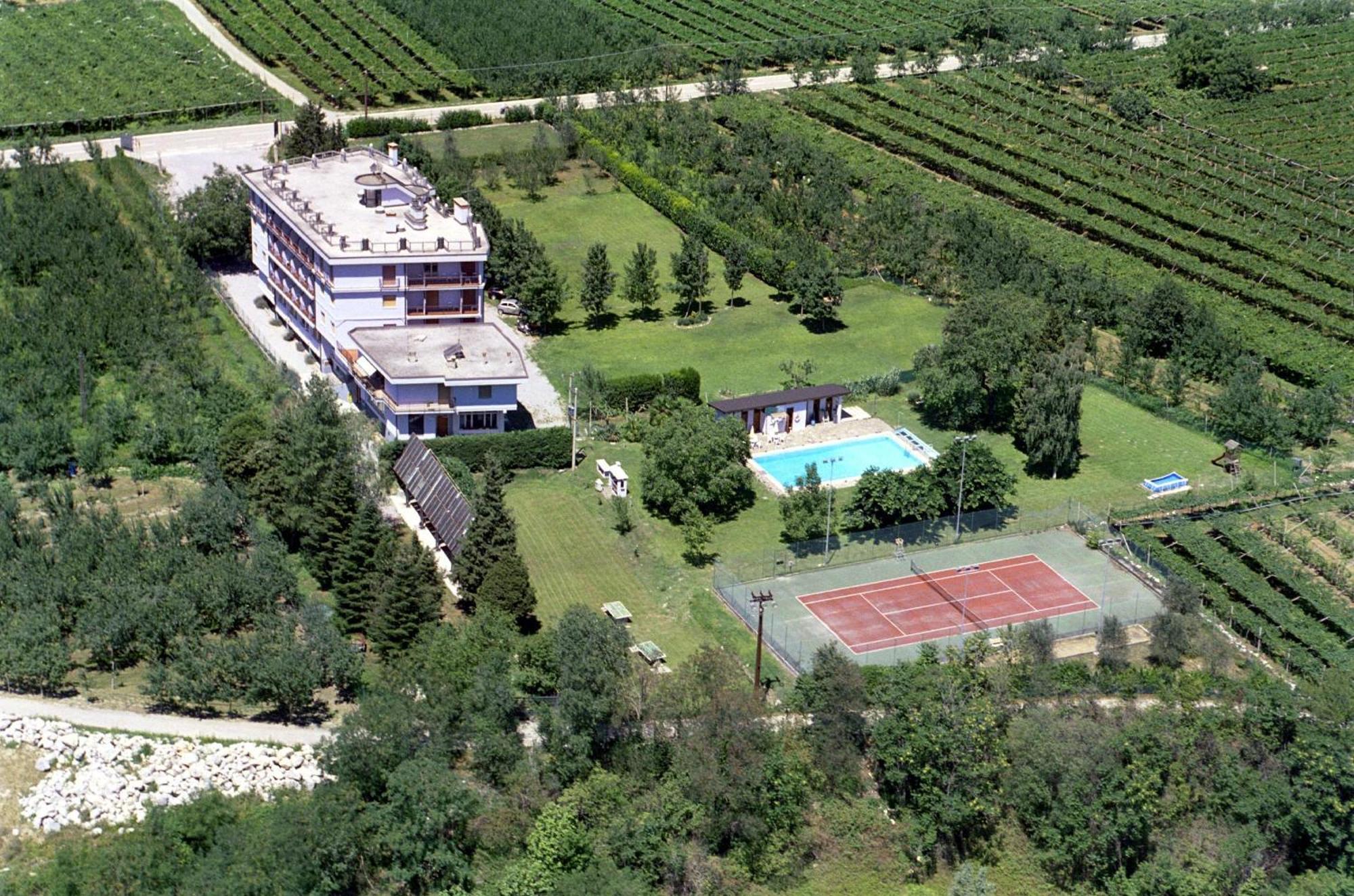 Aktiv Hotel Eden Dro Extérieur photo