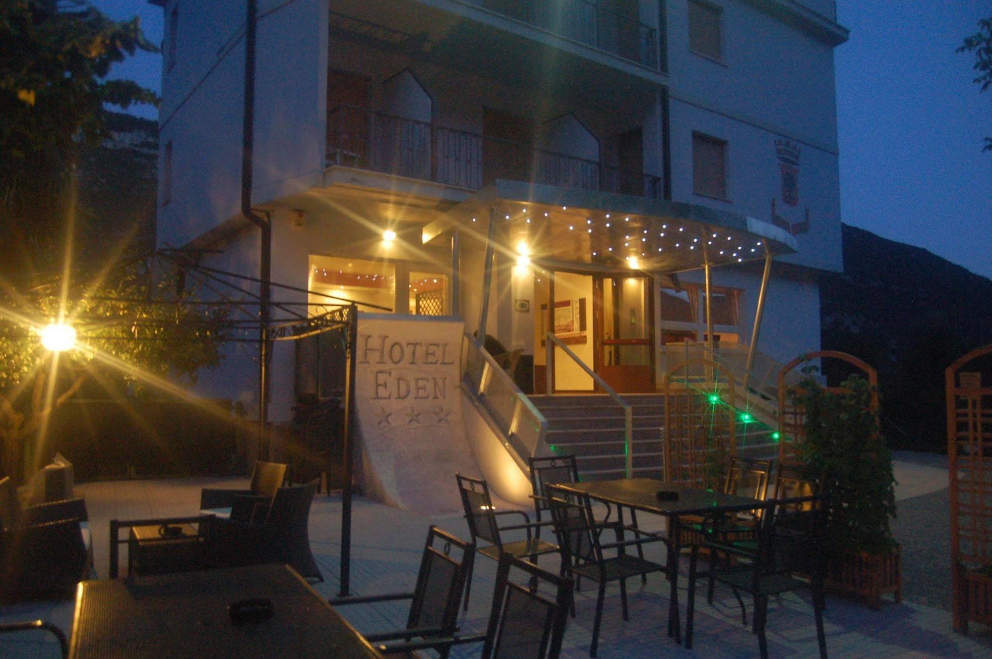 Aktiv Hotel Eden Dro Extérieur photo
