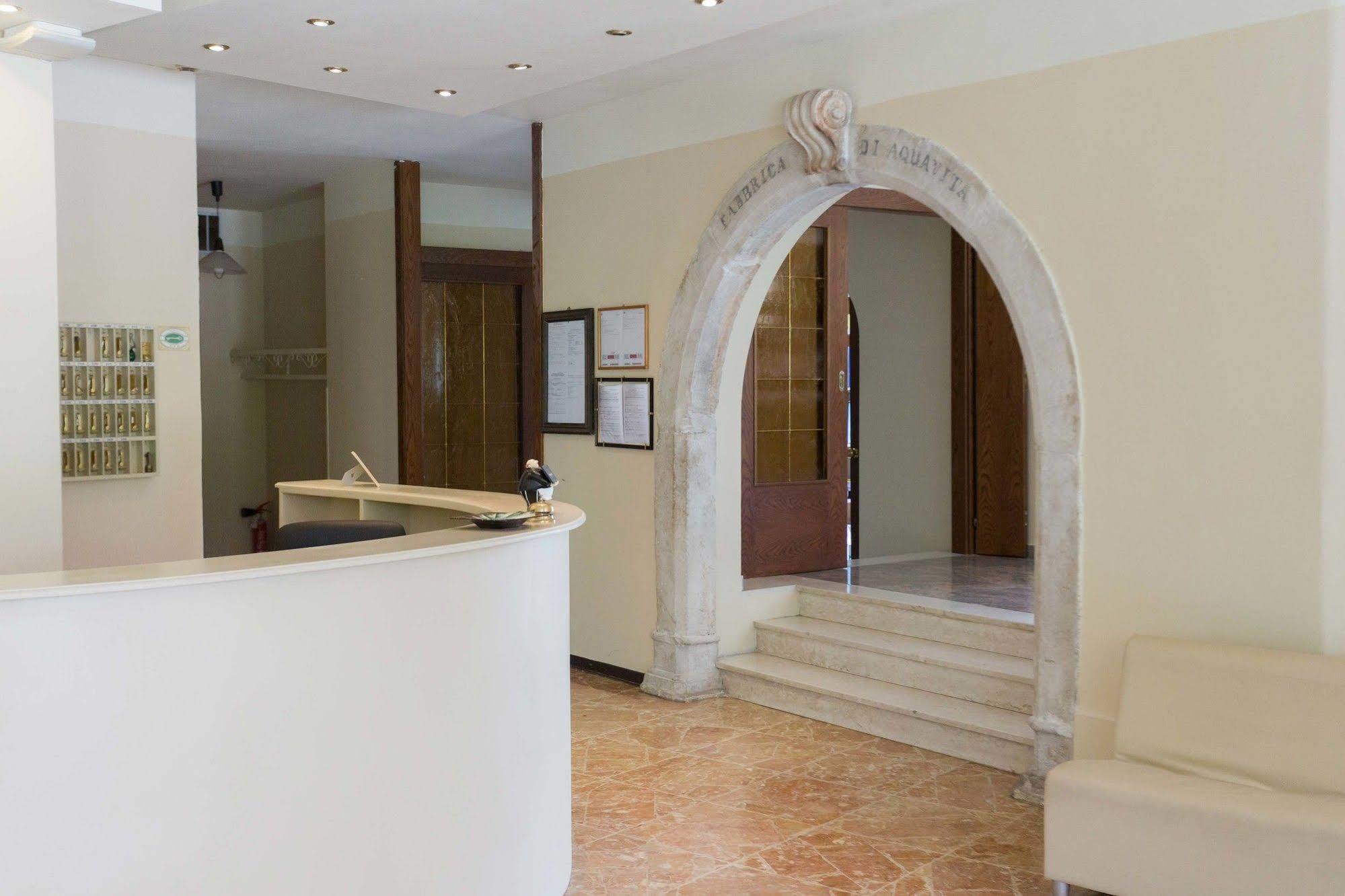 Aktiv Hotel Eden Dro Extérieur photo