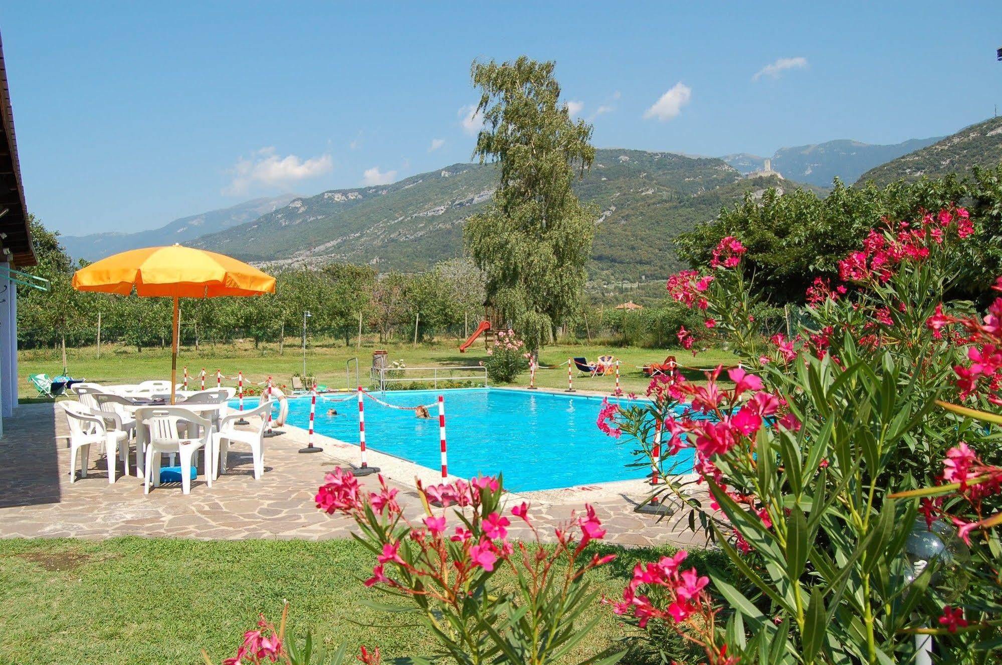 Aktiv Hotel Eden Dro Extérieur photo